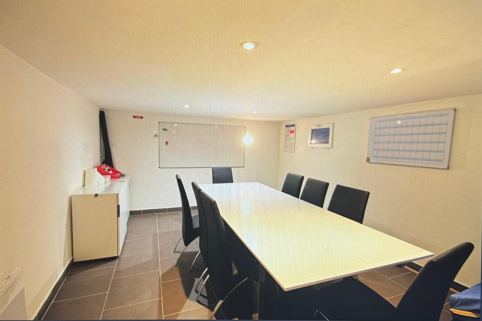 Salle de réunion 15m²